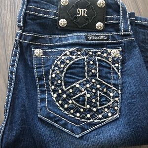 MISS ME Signature Boot Jeans